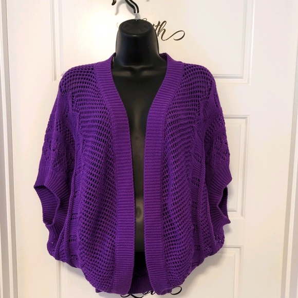 Bright purple shrug from Peter Nygard. - Picture 1 of 4